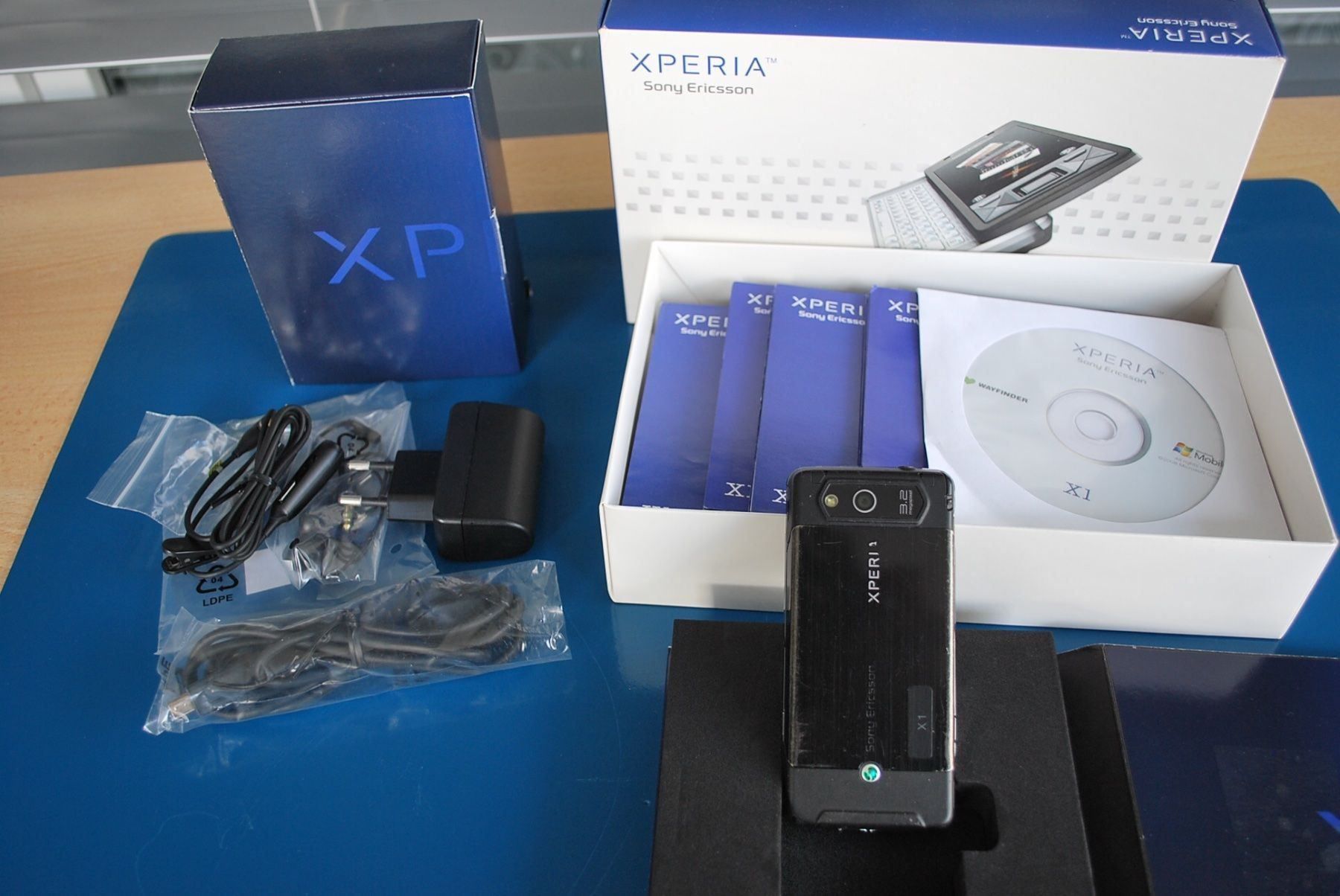 Ericsson Handys / Smartphones: Sony Ericsson XPERIA X1 Windows System – Gebraucht aus Biel/ Bienne von fusion54 4
