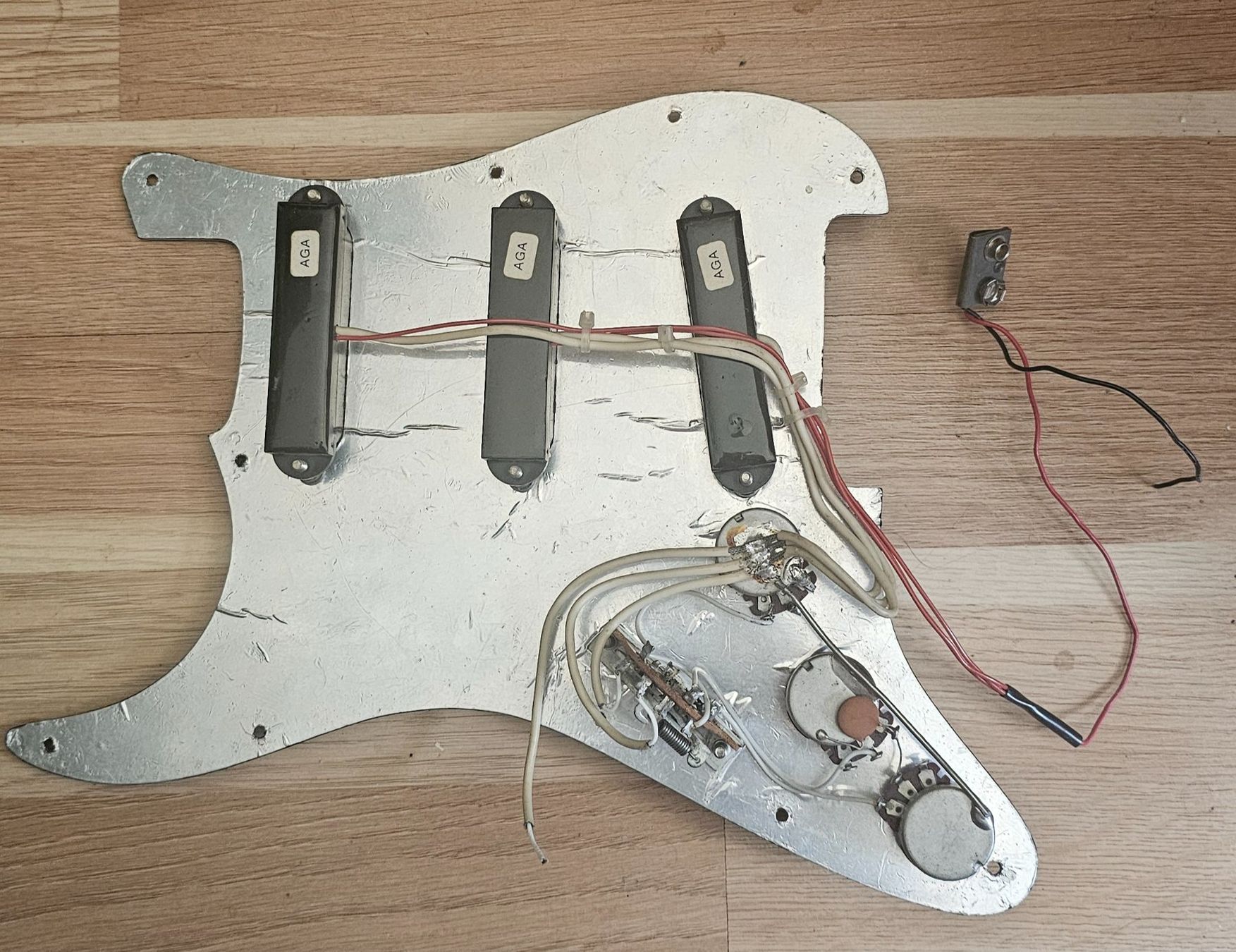 Instruments de musique: EMG Strarocaster Set Aktiv – D'occasion à Balsthal par luna1519 1