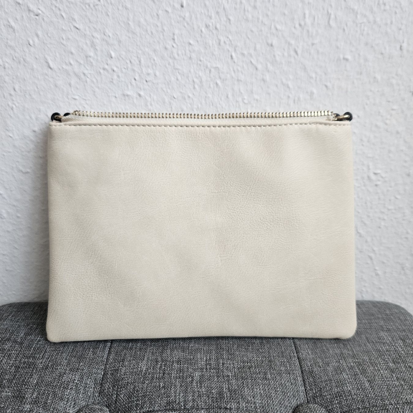 Borse da donna: Kleine Tasche – Nuovo e nell'imballaggio originale da Bern venduto da naaa000xci 1