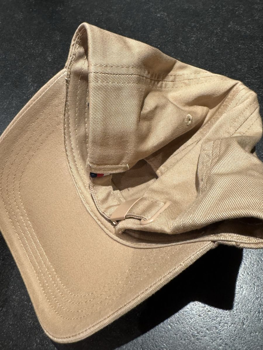 Tommy Hilfiger Copricapi, berretti & cappellini: Tommy Hilfiger Unisex Cap – Nuovo (secondo la descrizione) da Balgach venduto da fad_jb55 2