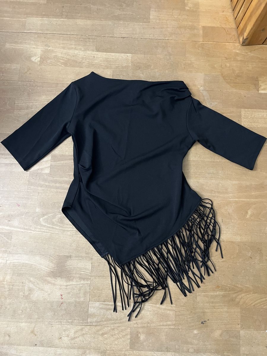 H&M T-shirt: Oberteil schwarz grösse L – Nuovo e nell'imballaggio originale da Stäfa venduto da jo1735