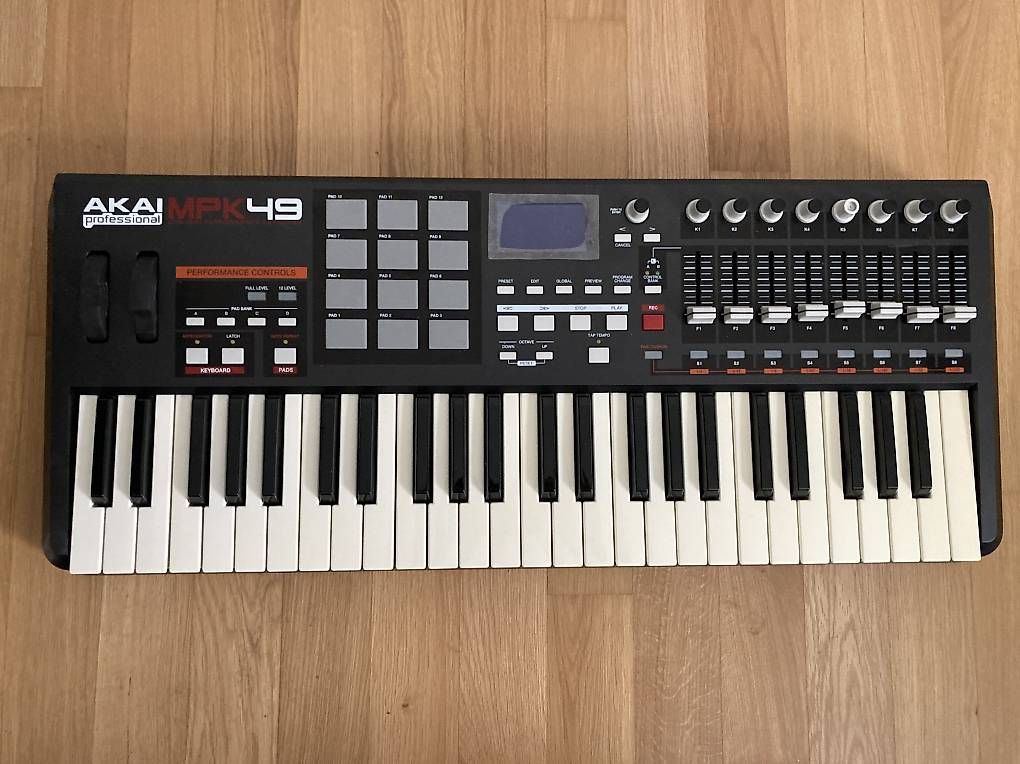 Akai Strumenti musicali: Akai MPK 49 professional – Usato da Zürich venduto da Manikant_95