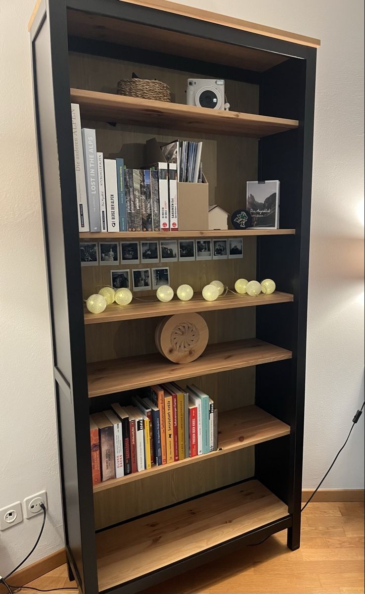 Ikea Scaffali: Bücherregal HEMNES Ikea – Usato da Wetzikon ZH venduto da chr_6qf7