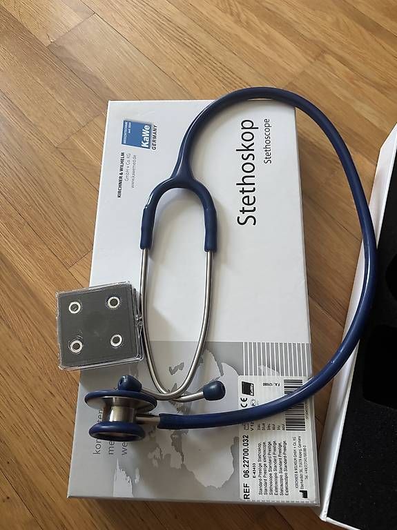 Attrezzature mediche: Stethoskop – Usato da Luzern venduto da sim_b9d2 1
