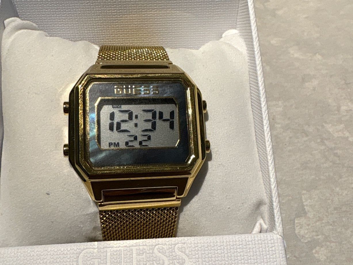 Guess Montres: GUESS Uhr – Neuf (Voir description) à Gersau par sch_tzm8