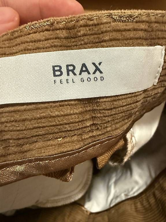 Pantaloni: Manchesterhosen Brax – Usato da Maienfeld venduto da maj_5wqd 1