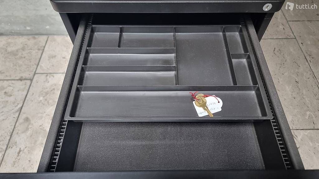 Banconi: Designer Rollcontainer für Büro, schwarz – Usato da Basel venduto da abalou98_secondhand 1