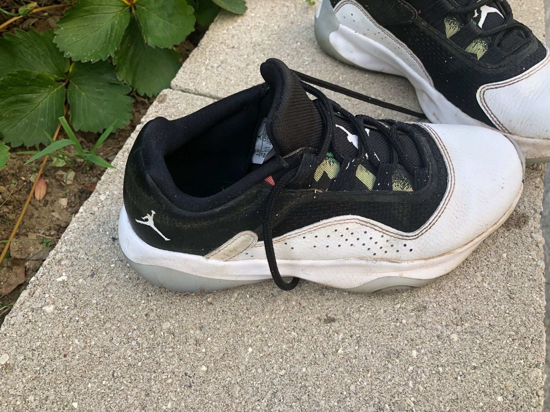 Jordan Scarpe per ragazze: Scarpe Jordan tg 35.5 – Usato da Rancate venduto da Birbine