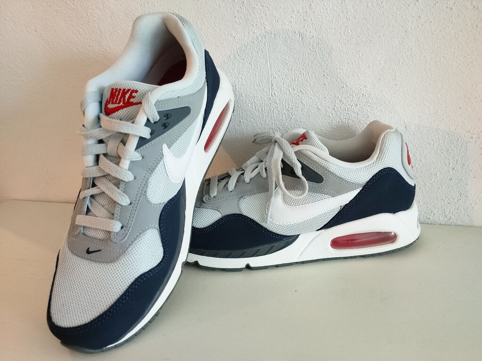 Nike Scarpe da uomo: NIKE AIR , einmal getragen, fast neuwertig – Usato da Romanshorn venduto da Pebombua69 5