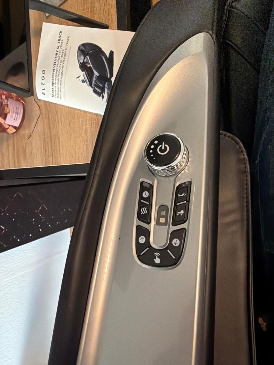 Massagegeräte: Massagesessel ELEGO VELVORY SL TRACK schwarz neu – Neu (gemäss Beschreibung) aus Kloten von sue_z7lh 3