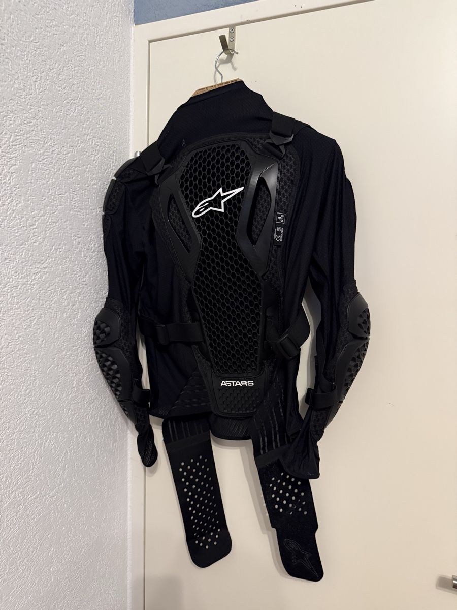 Alpinestars Schutz & Schoner: Protektorenjacke Alpinestars Bionic Action V2 - Gr. L – Gebraucht aus Oberentfelden von mat_jbk7 1