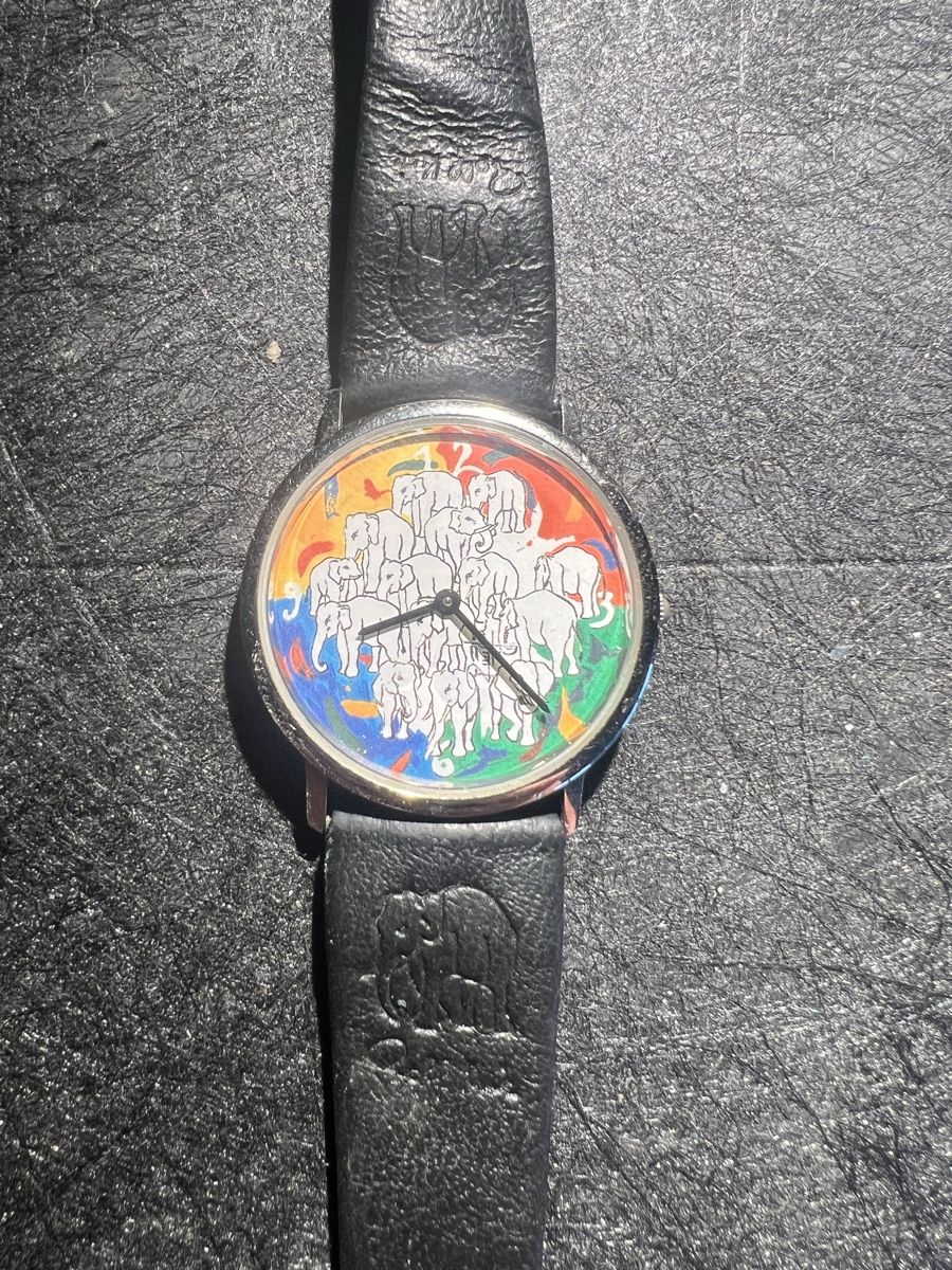 Mondaine Orologi: Mondaine Rolf Knie Uhr – Usato da Laufen venduto da groove60 1