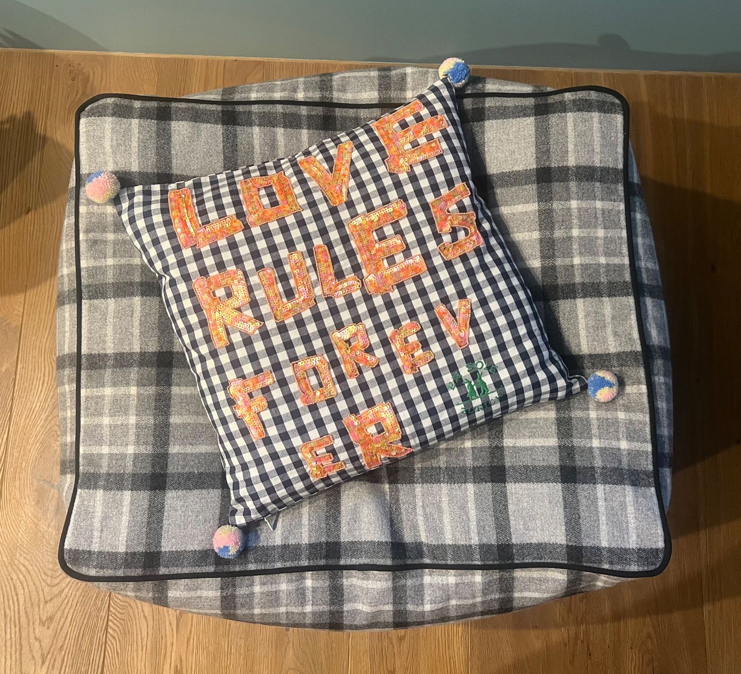 Sgabelli: Gervasoni BEDS Pouf 60 – Usato da Flims Dorf venduto da Specials