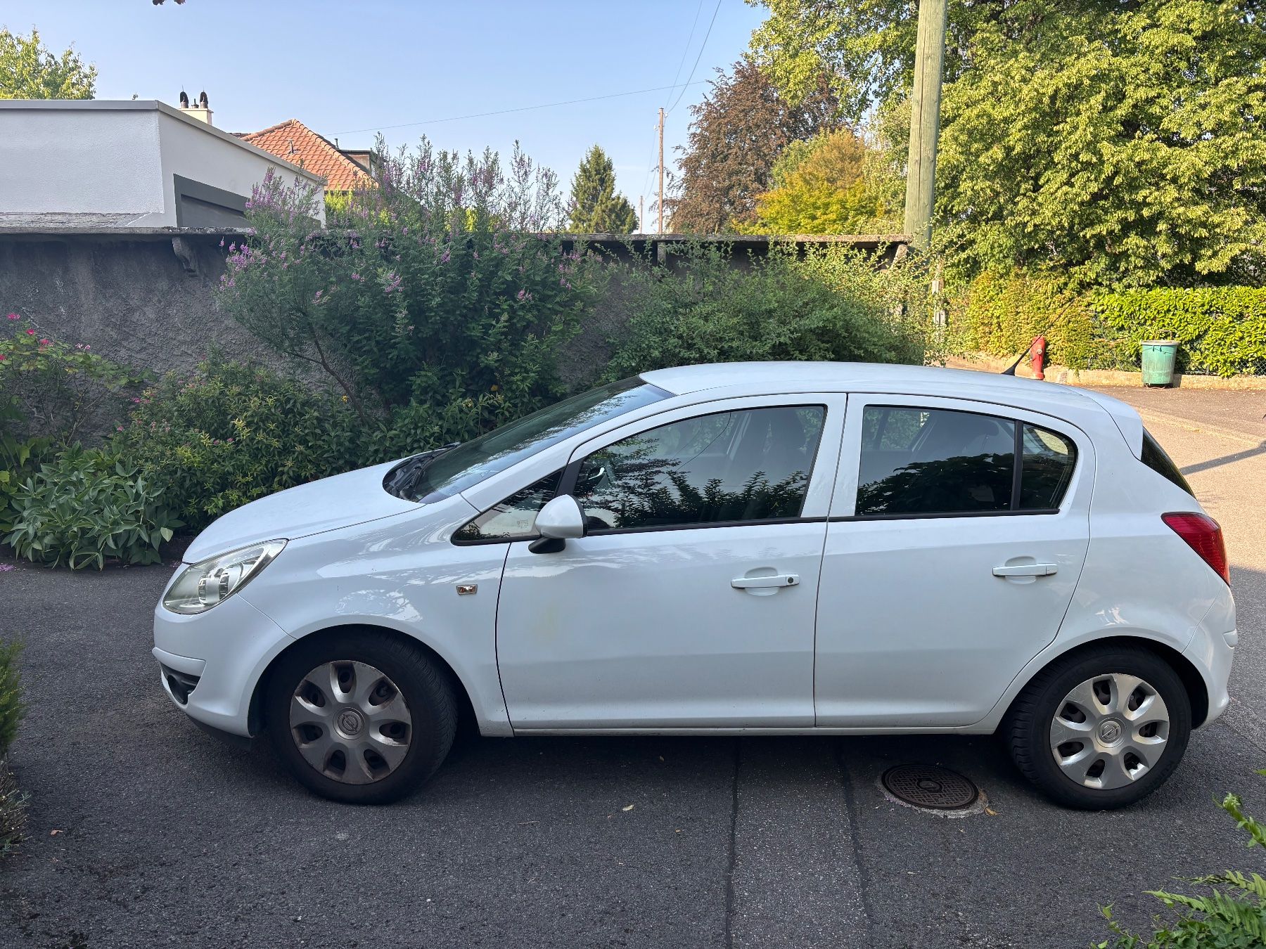 Opel Autos: Opel Corsa 1.4 essence – Gebraucht aus Petit Lancy von 2stroke1992 7