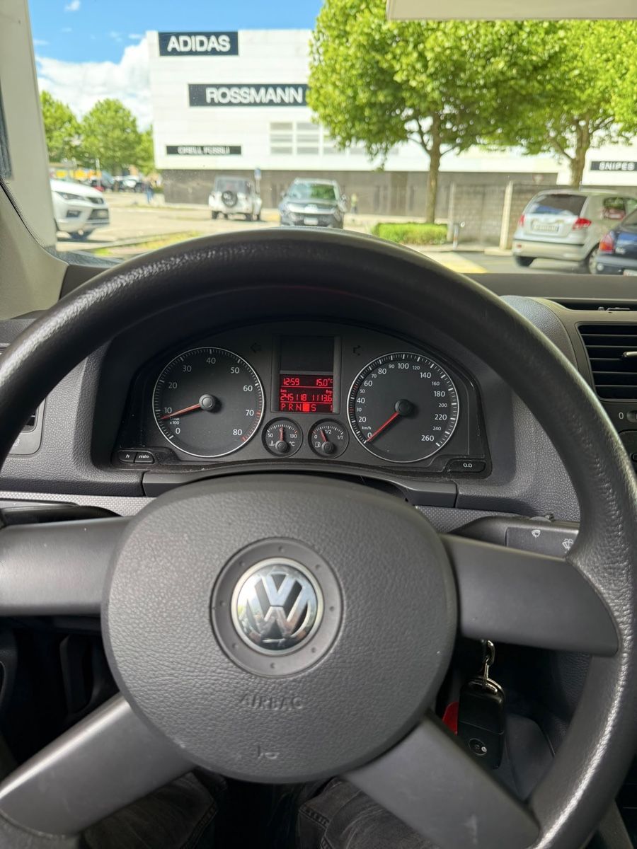 VW Automobili: VW Golf 1.6 FSI 115 PS – Usato da Spreitenbach venduto da alf_y7v5 3