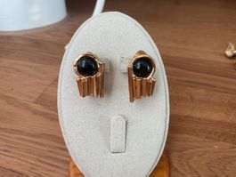 VintageOhrclips goldfarben mit schwarzem Stein guter Zustand