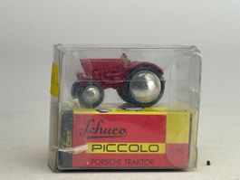 AU- Schuco Piccolo Porsche Traktor rot