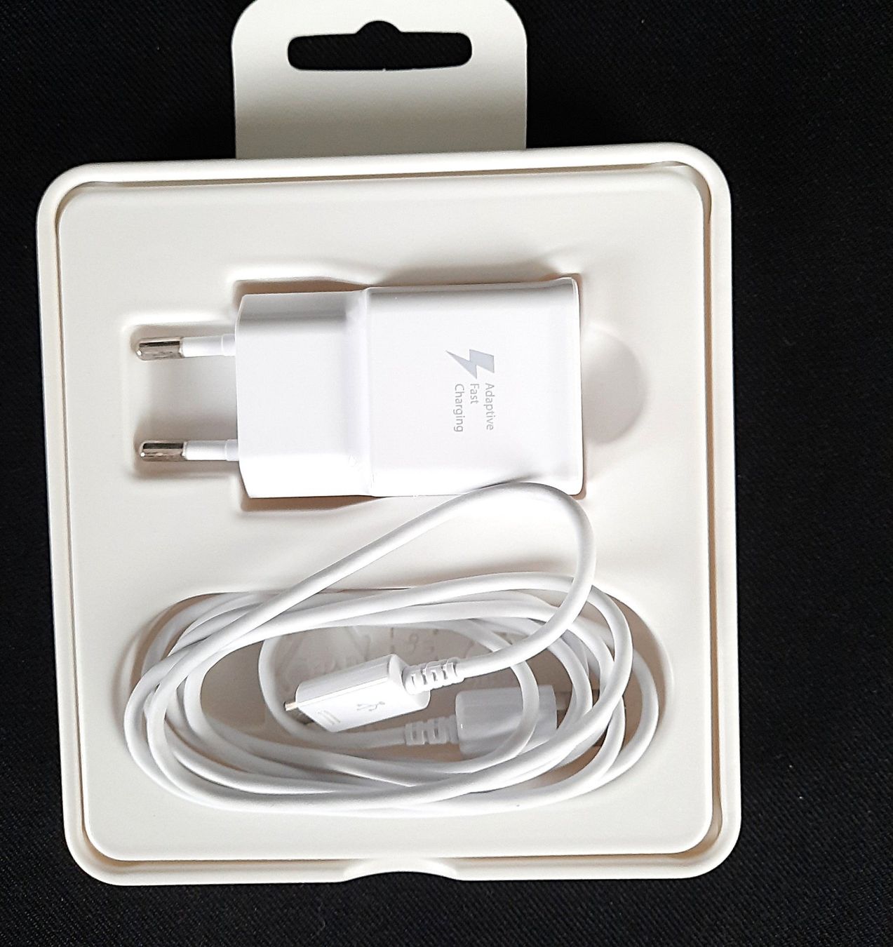 Samsung Chargements: SAMSUNG USB-Ladegerät – Neuf (Voir description) à Beinwil am See par Restwert_Beinwil 3