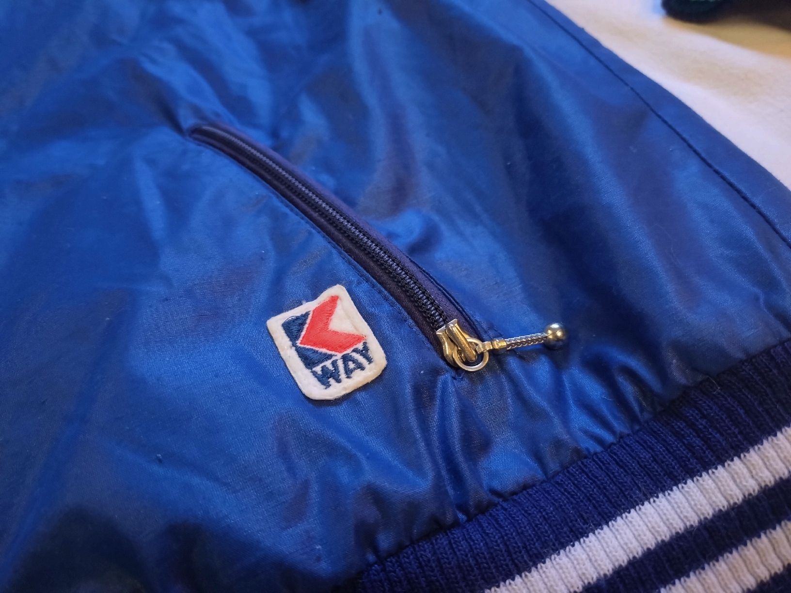 Giacche: Vintage KWay réversible  – Usato da Farvagny-le-Grand venduto da LaCaverne 1