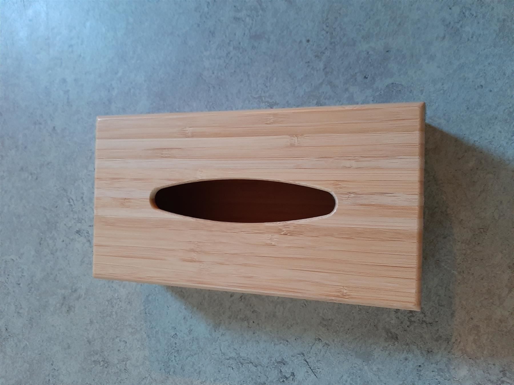 Sonstiges für Haushalt & Wohnen: Papiertaschentücher Box aus Holz – Neu (gemäss Beschreibung) aus Affoltern am Albis von Sabinezc