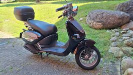 Aprilia Mojito Custom Roller schwarz gebraucht guter Zustand