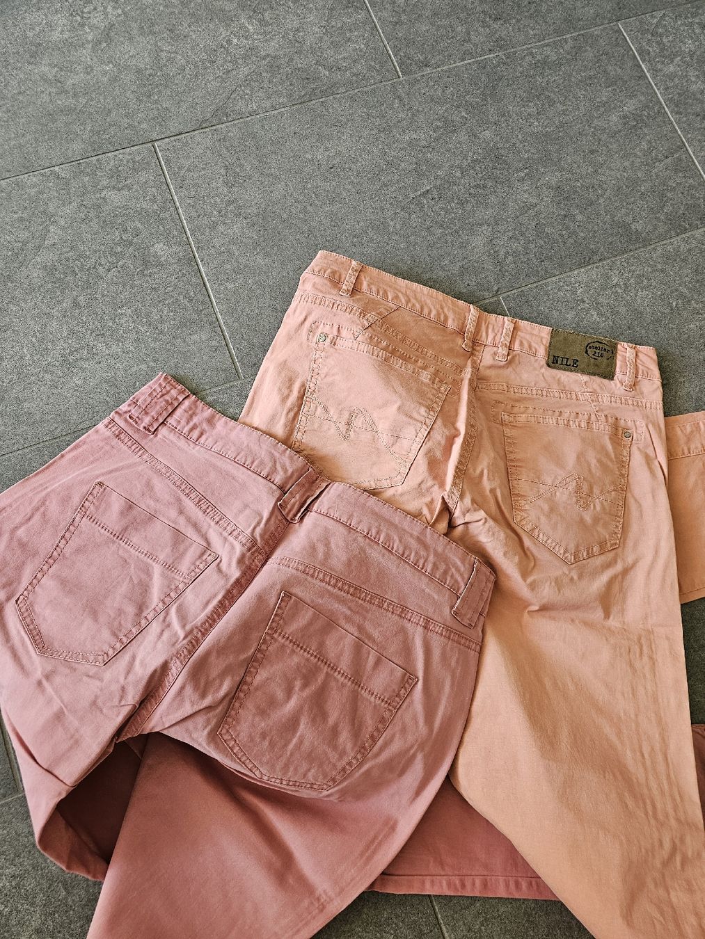 Lotti di vestiti: 2 x Sommerhosen Grösse 38/40 – Usato da Altdorf UR venduto da Saba_1688 1