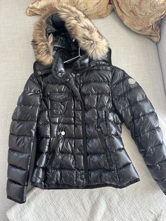 Moncler Winterjacke, schwarz, Gr. 3, gebraucht
