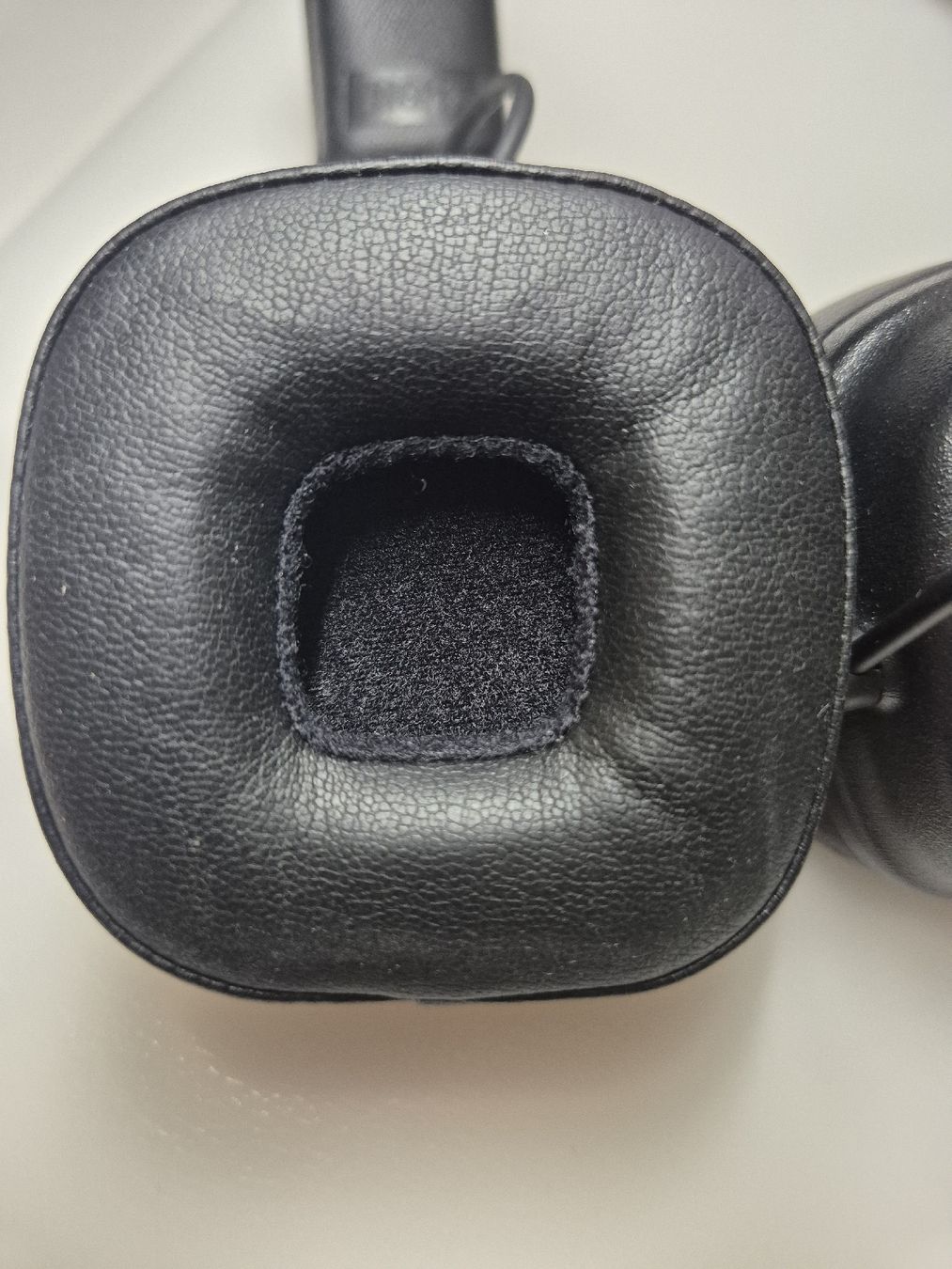 Marshall Cuffie: Marshall Major IV Bluetooth Kopfhörer schwarz – Usato da Steffisburg venduto da BausE 7