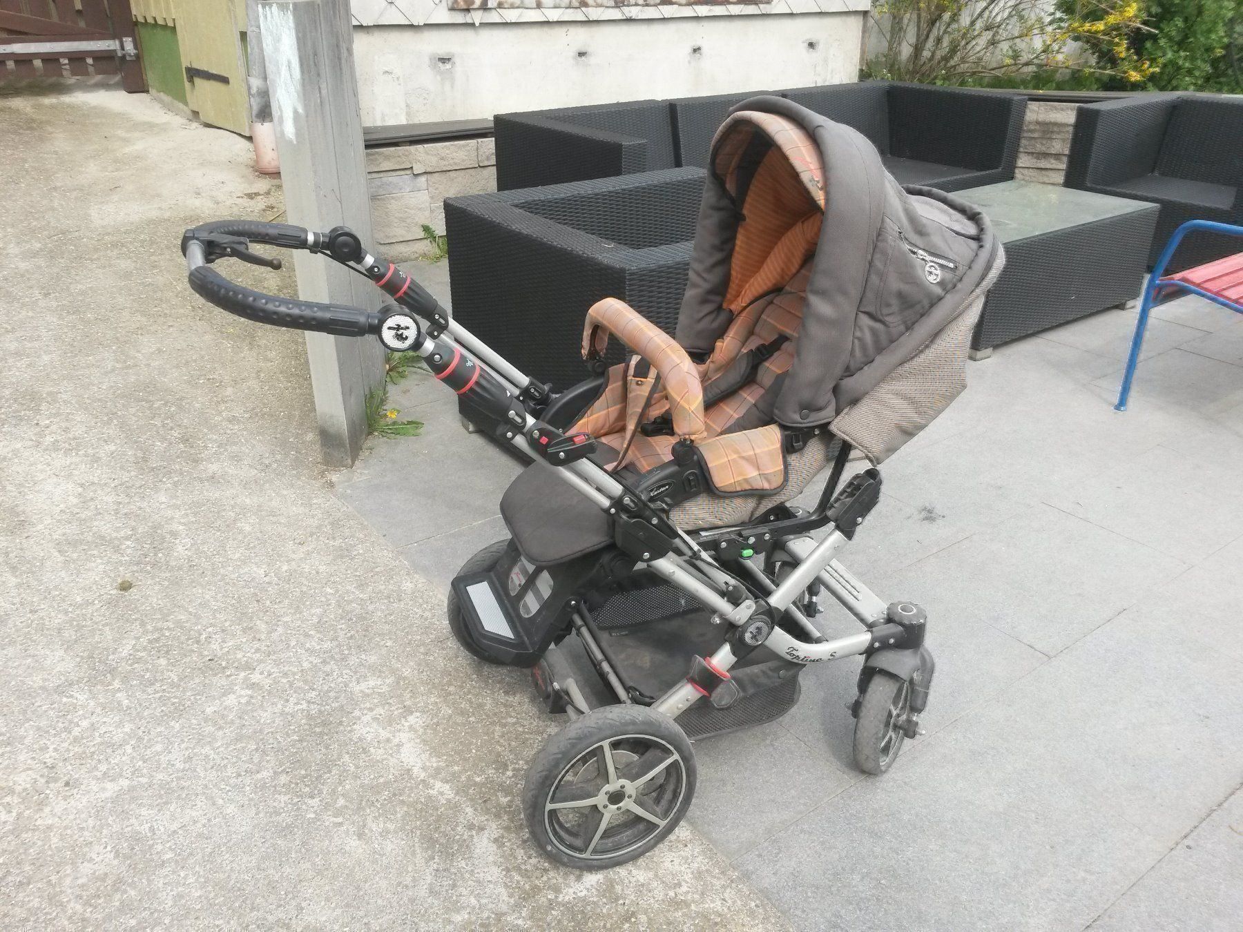 Hartan Carrozzine: Kinderwagen Hartan – Usato da Balterswil venduto da machines6 3