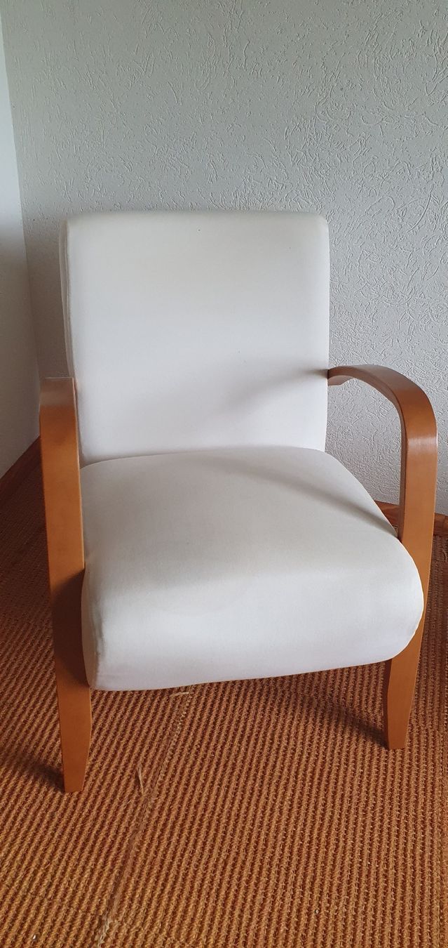 Ikea Poltrone: Sessel Holz hell Bezug weiss  – Usato da Bottmingen venduto da Nikdakind
