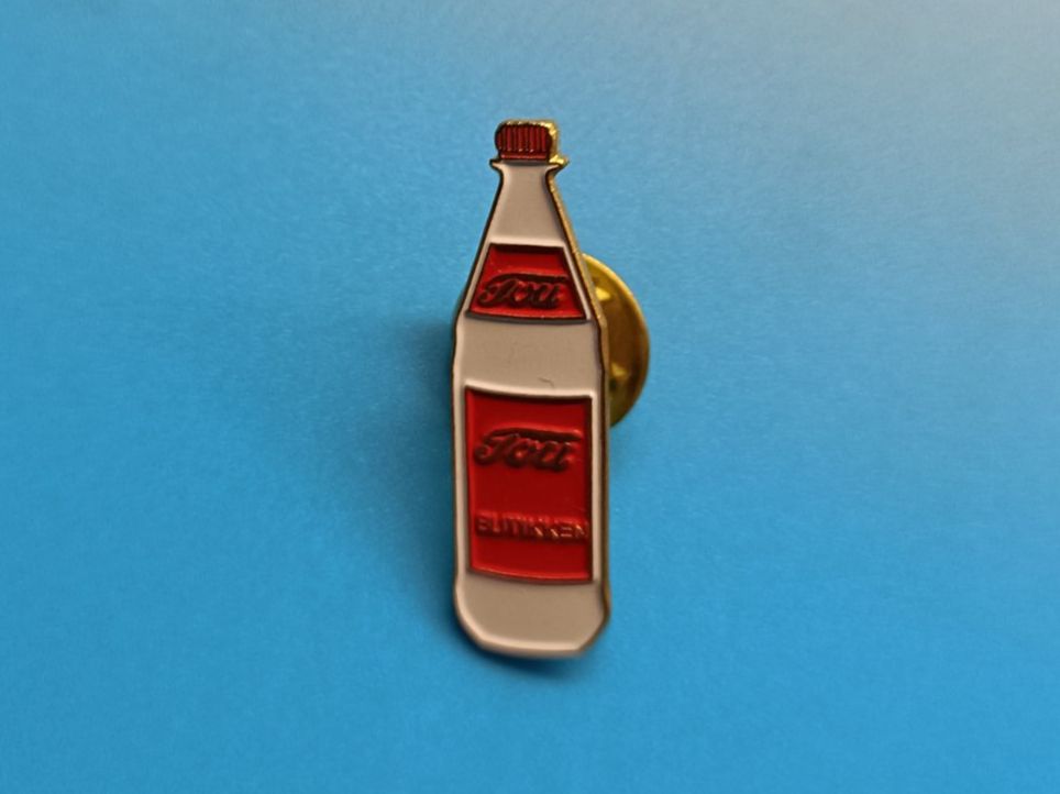 Placchette & Badge: Pin Flasche - Box 34 – Usato da Köniz venduto da Pinscollect