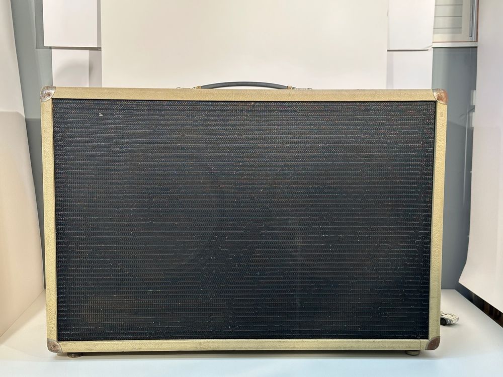 Casse acustiche: Echolette ET100 Bass Kabinett Deutscher Kopie von Fender – Usato da Wädenswil venduto da HobbyZimmer 1