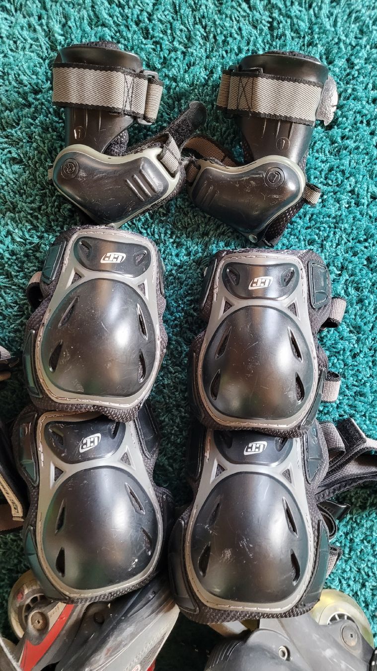 K2 Pattini in linea & Pattini a rotelle: K2 Inlineskates, Gr. 41.5, mit Schoner-Set – Usato da Warth venduto da aussieaussie 5