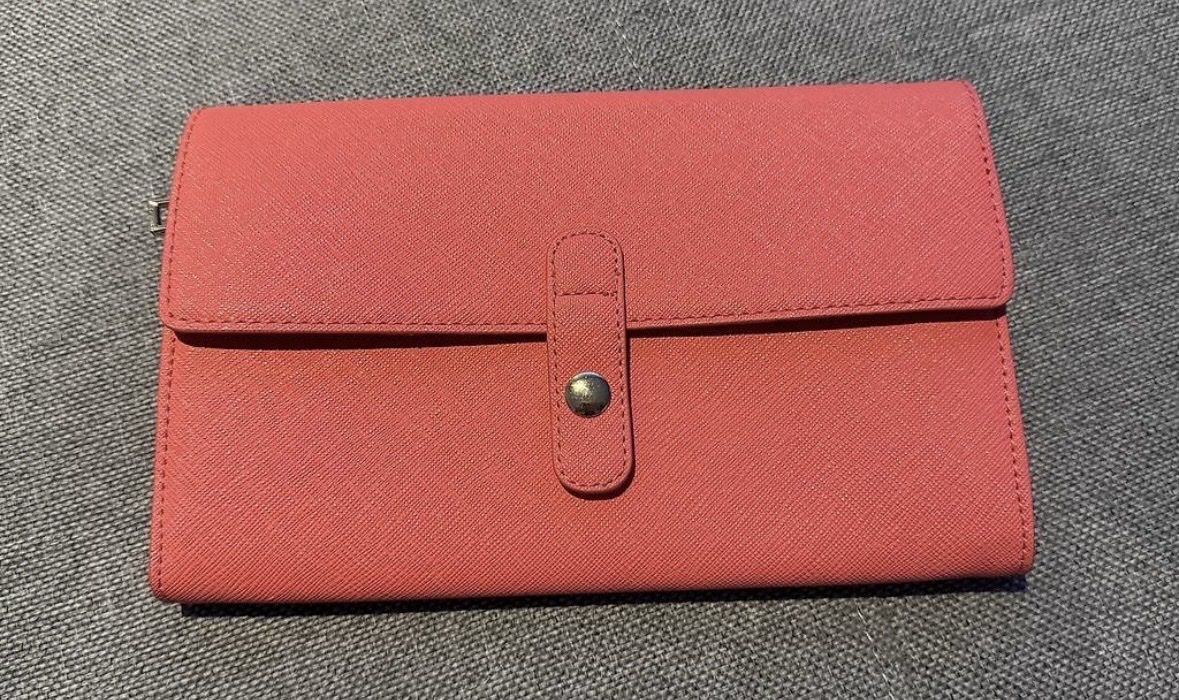Borse da donna: Tasche für Reisedokumente – Nuovo (secondo la descrizione) da Balzers venduto da Lorena-H
