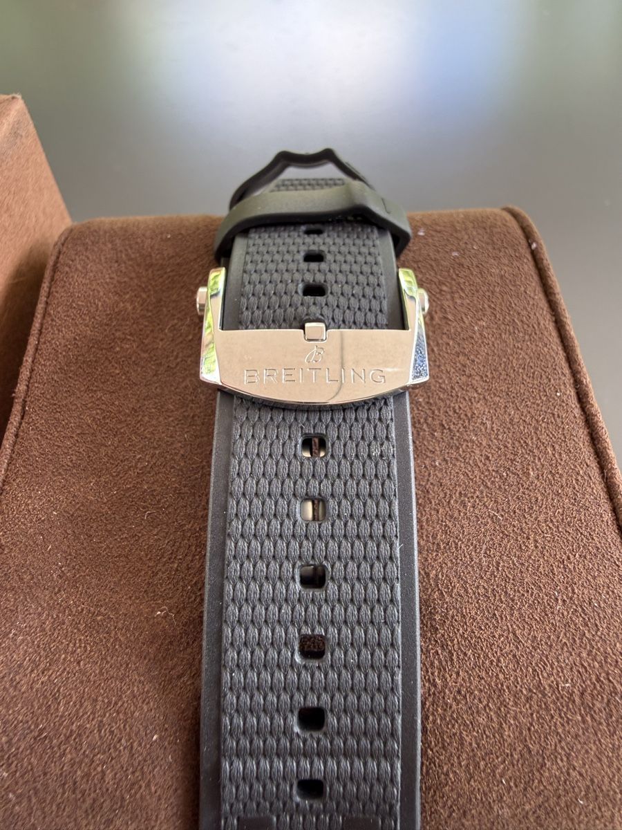 Breitling Orologi: Montre Breitling Navitimer B19 bracelet rouleau original – Nuovo (secondo la descrizione) da Fleurier venduto da salar 7