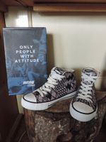 basket Mustang Attitude motifs triblales