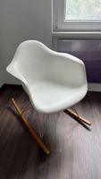 Vitra Plastic Armchair, Schaukelstuhl, 2021, neues Modell