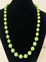 Vintage Apple Green Glass Necklace