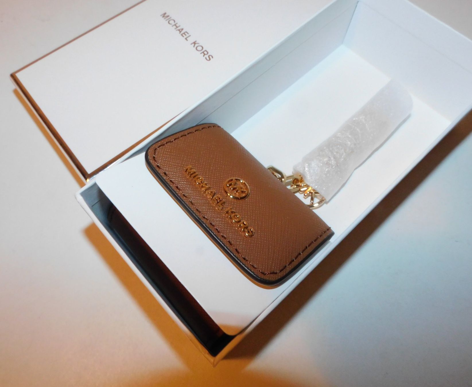 Michael Kors Borse: Rausverkauf - Design Michael Kors IPod Case   OVP – Usato da Sursee venduto da 76