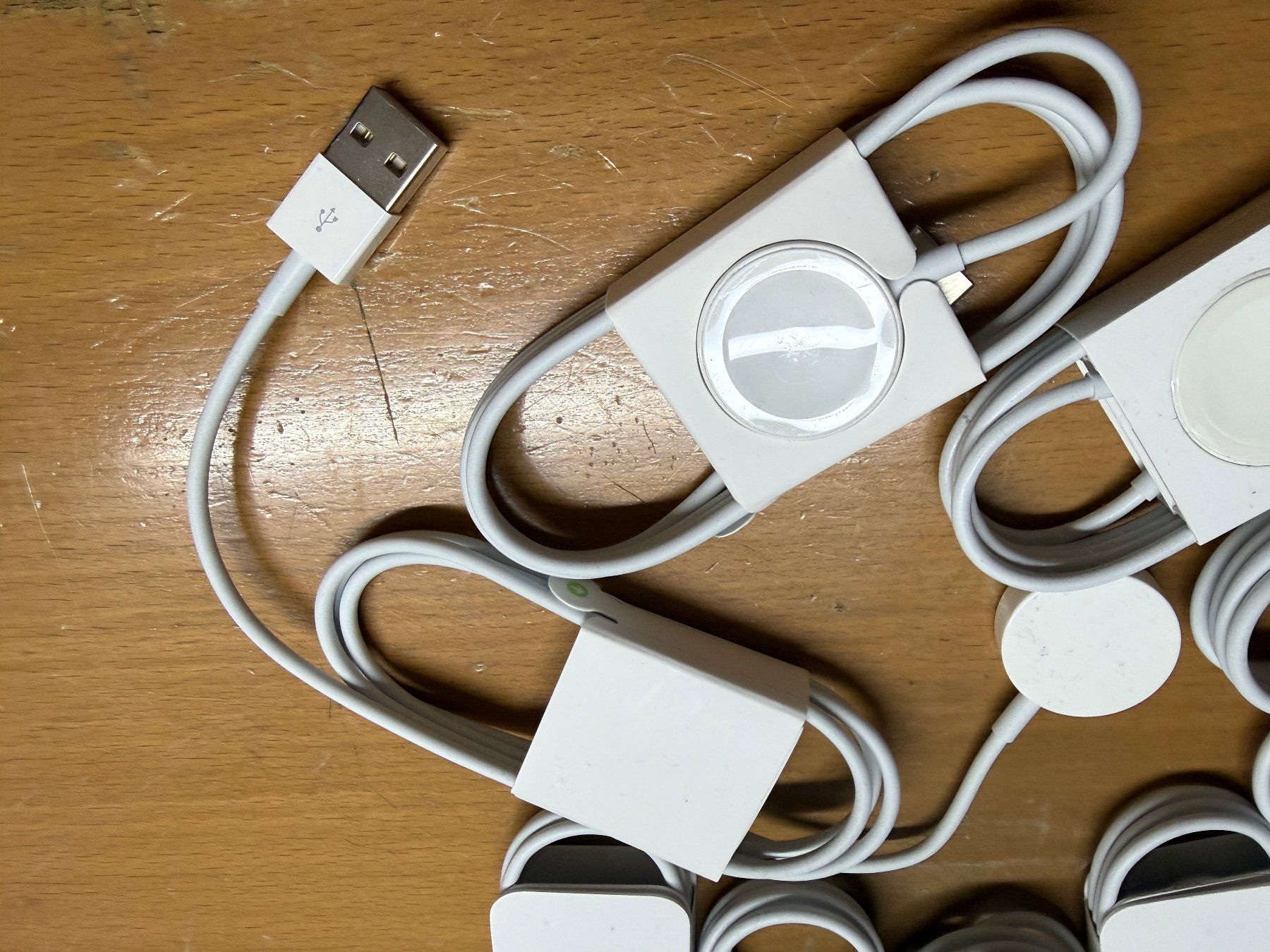Apple Accessori per Smartwatch: Apple Iwach Ladekabel Original – Nuovo e nell'imballaggio originale da Au SG venduto da bah_6f5w 1
