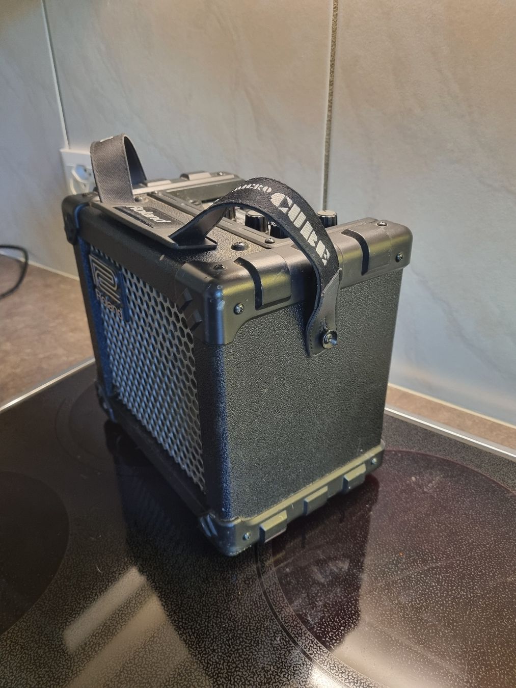 Roland Amplificateurs: Roland Micro Cube Verstärker gebraucht – D'occasion à kölliken par TerryCash 9