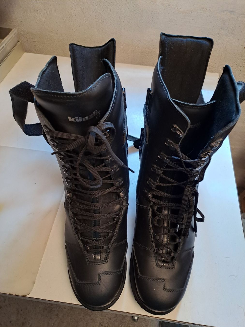 Künzli Scarpe da uomo: Lederschuh – Usato da Thun venduto da Christhun