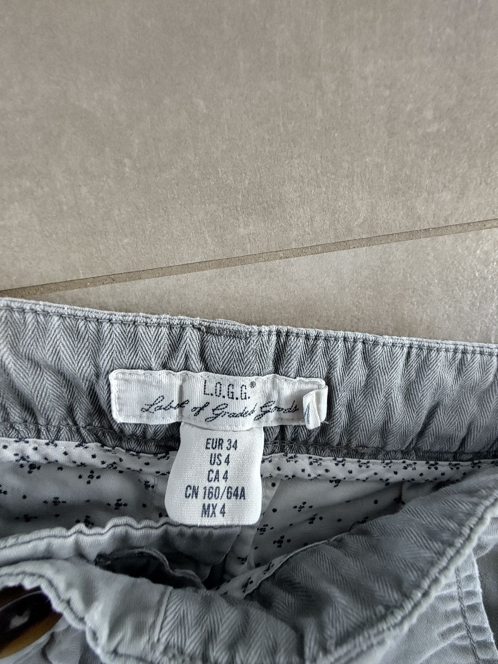 H&M Pantalons: Pantalon - Hose – D'occasion à Châtel-St-Denis par milou.lilou 2
