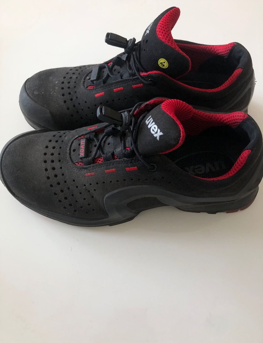 Scarpe da uomo: Chaussure de sécurité basse Uvex – Nuovo (secondo la descrizione) da Cugy VD venduto da oth_7btj