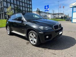 BMW X6 xDrive40d schwarz