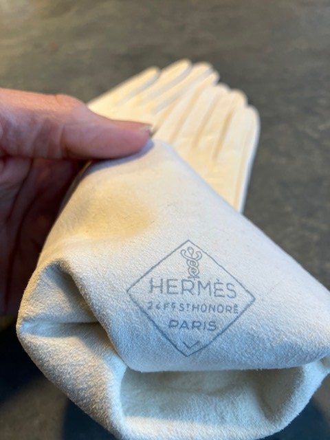Hermès Guanti & manicotti: gant mariage Hermes – Usato da Haute-Nendaz venduto da Chevrolet72 1