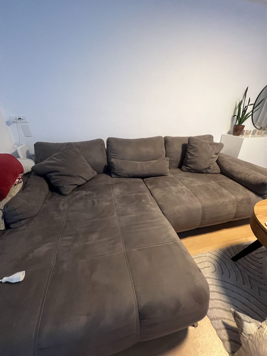 Divani: Ecksofa braun zu verkaufen – Usato da Unterseen venduto da Tatianamartins