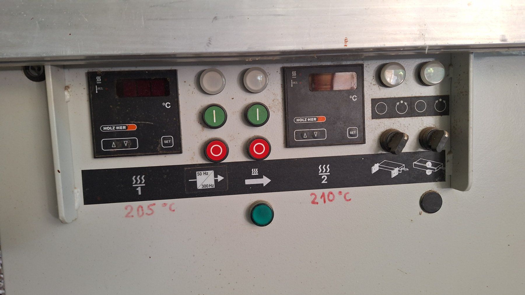Toutes les machines: Kantenleimmaschiene CP 1433 – Défectueux à Zwingen par lahonda11 4