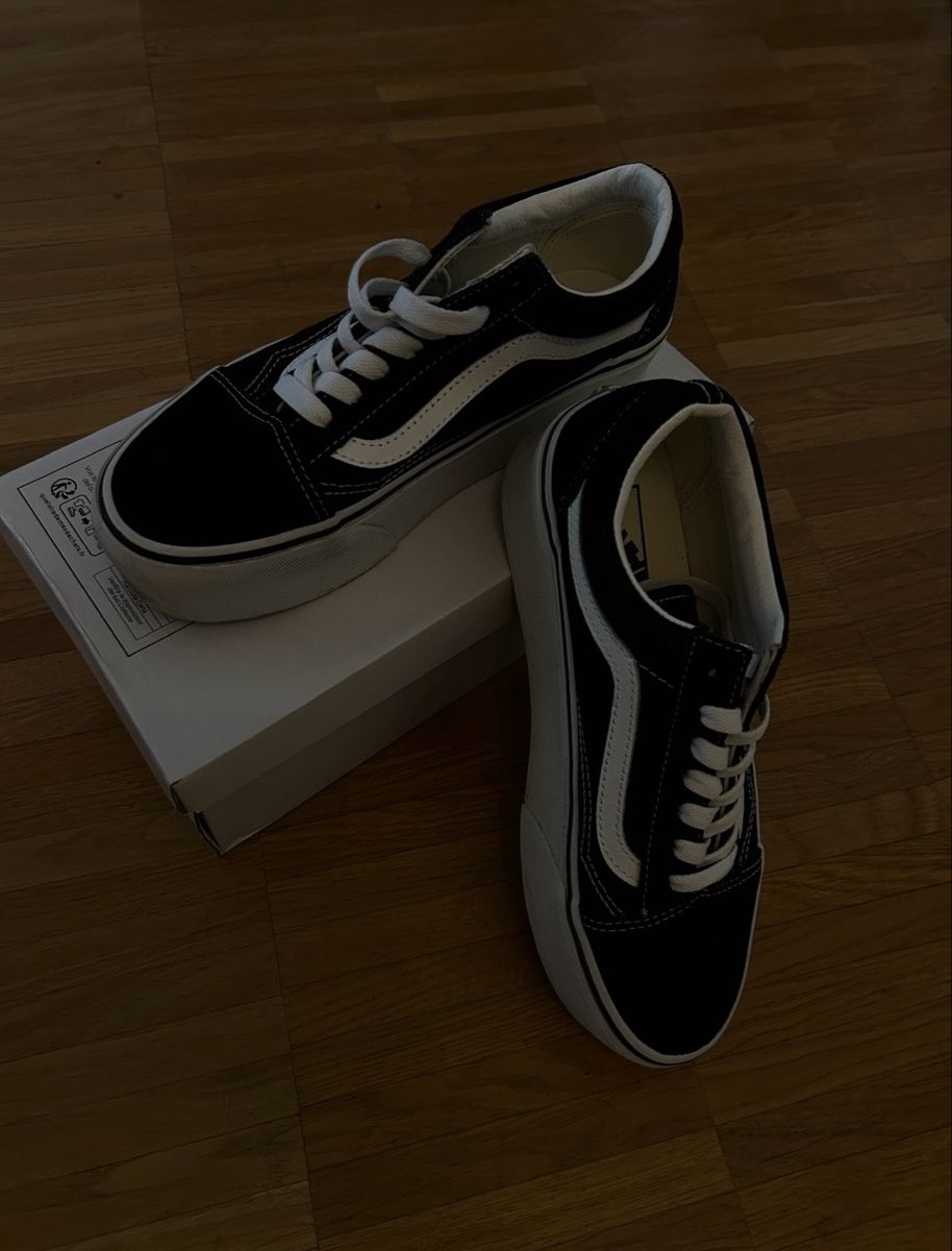 Vans Scarpe da uomo: Vans UA OLD SKOOL STACKFORM - Sneaker low - black/true white – Usato da Zürich venduto da kue_s2mg 2