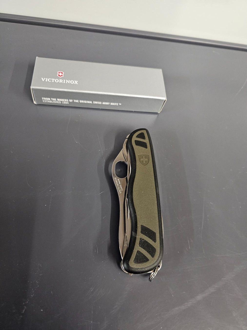 Victorinox Taschenmesser: Victorinox Schweizer Soldatenmesser 08 – Neu und originalverpackt aus Koppigen von Bracher_Mail-House 3